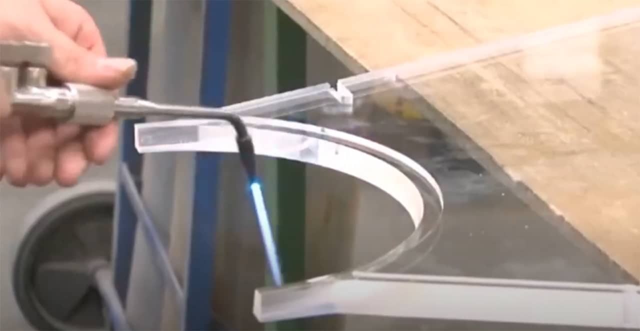 Phương pháp xử lý bóng cạnh mica hiệu quả