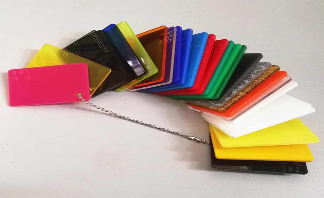 PMMA là một giải pháp thay thế kinh tế cho nhựa Polycarbonate (PC)