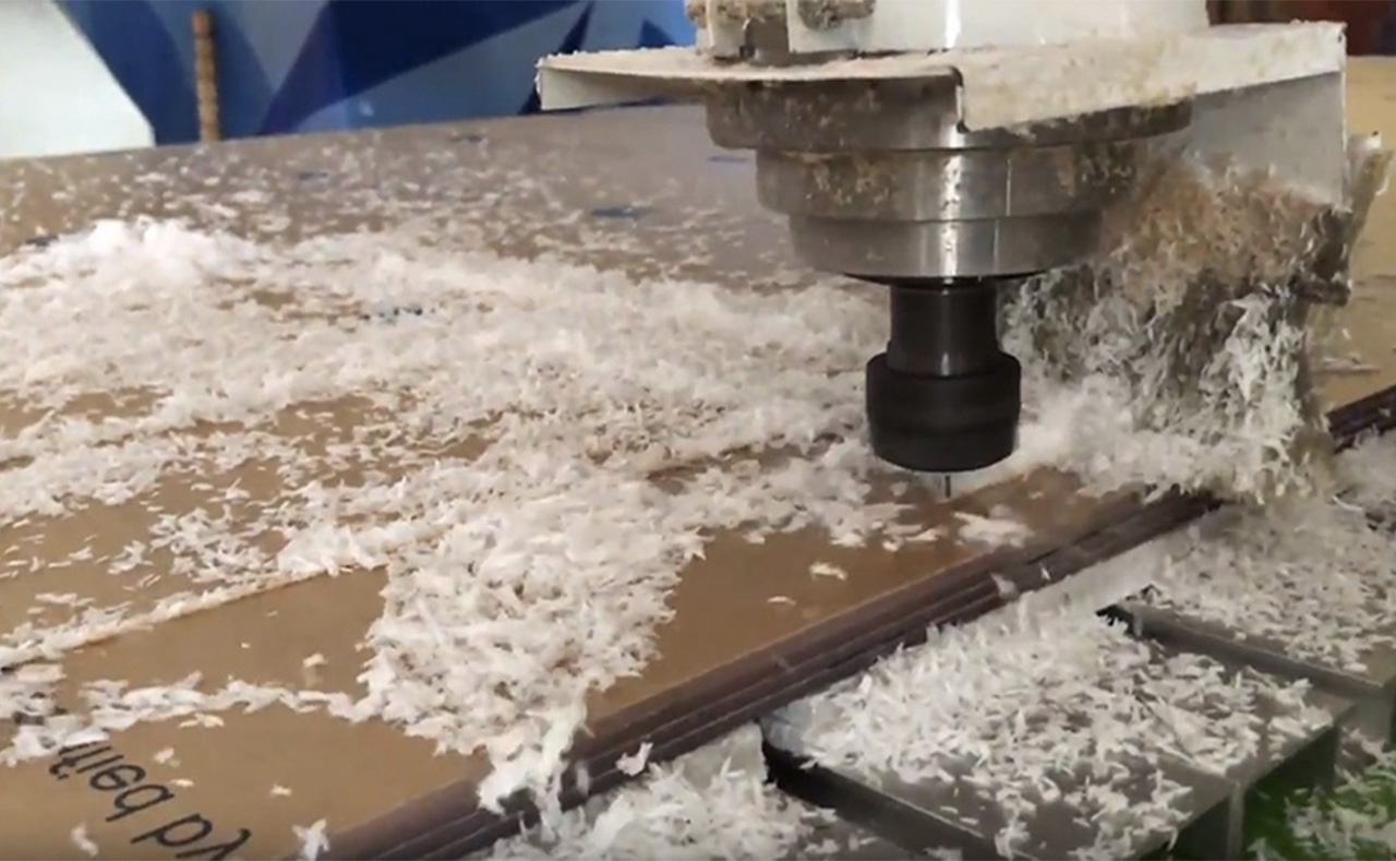 Điều gì quyết định chất lượng đường cắt mica?