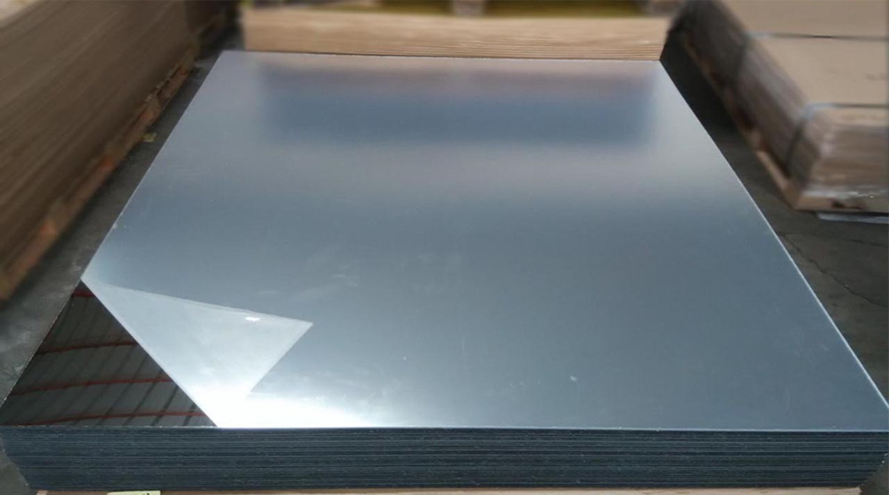 Kinh nghiệm chọn tấm mica tráng gương cho từng công trình