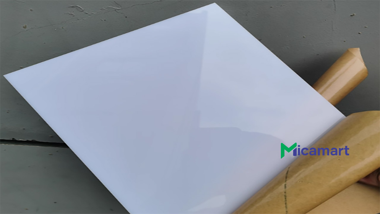 Tấm mica trắng 3mm Đài Loan