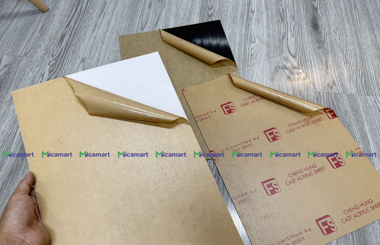 Tấm mica cắt lẻ kích thước khổ A3