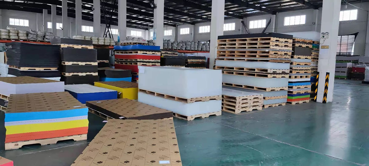 Tấm mica khổ A 2050mm x 3050mm