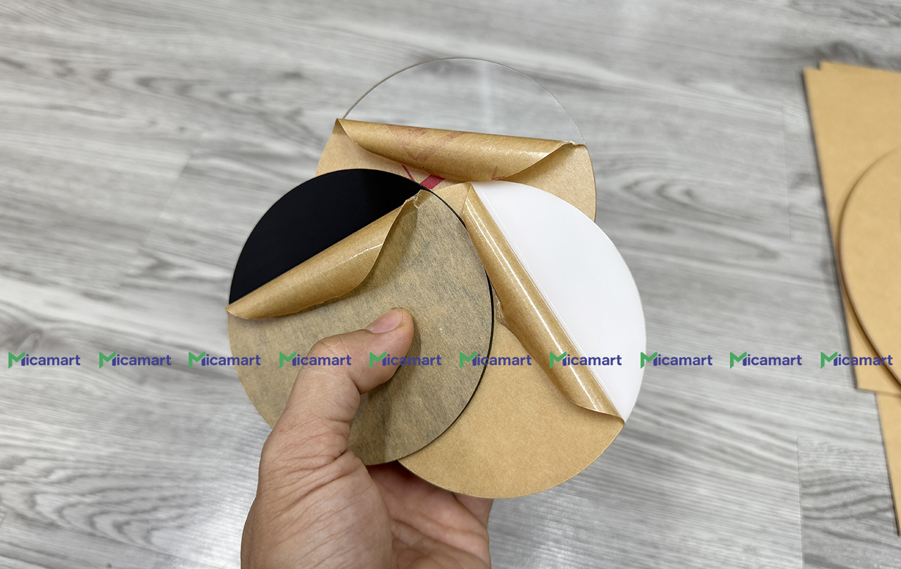 Tấm mica tròn đường kính 10cm - lựa chọn mini - tiết kiệm chi phí