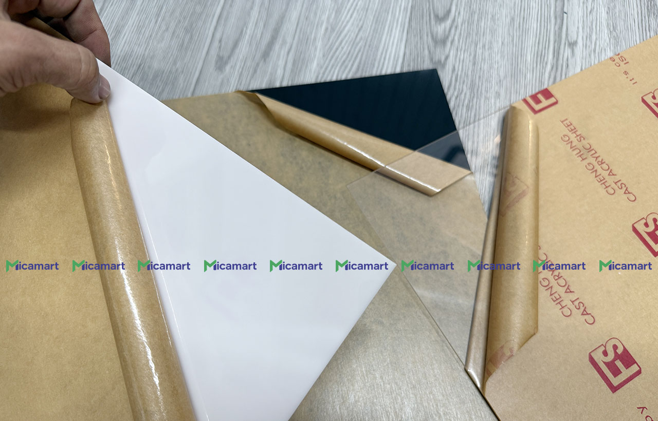 Tấm mica vuông kích thước 40x40cm - kích thước lớn cho ứng dụng sáng tạo
